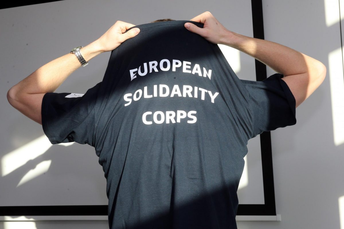 Le corps européen de solidarité à l'œuvre après les séismes en Italie